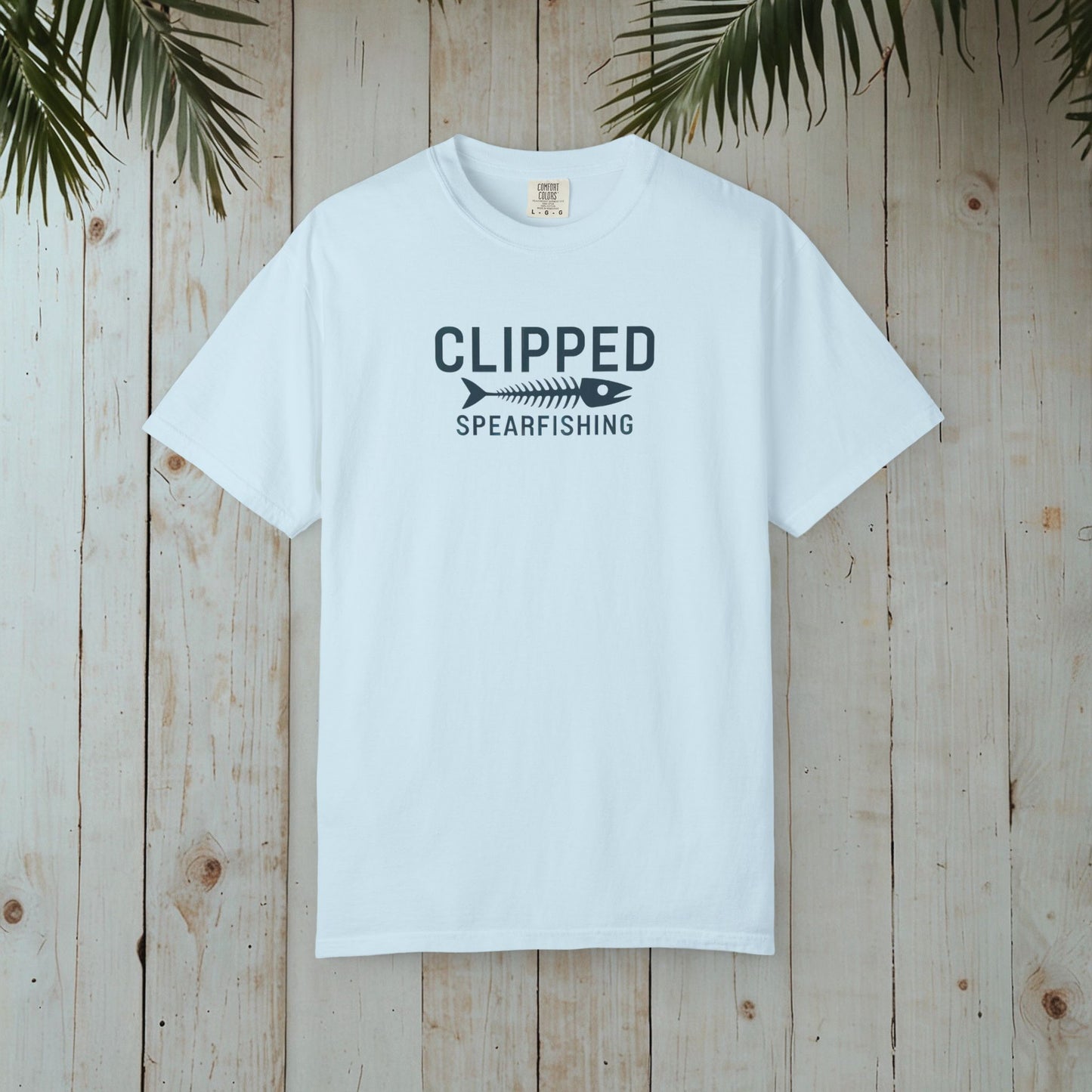 CLIPPED Spearfishing GARMENT-DYED TEEe