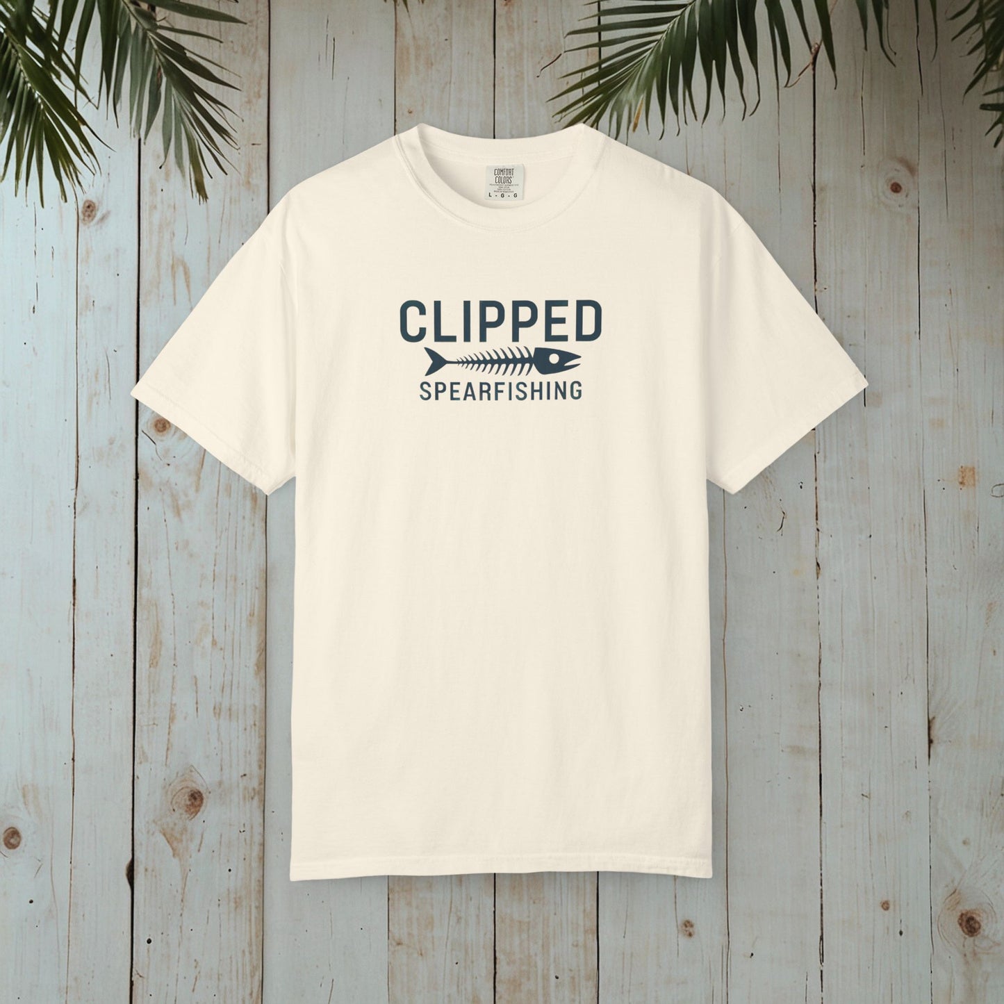 CLIPPED Spearfishing GARMENT-DYED TEEe