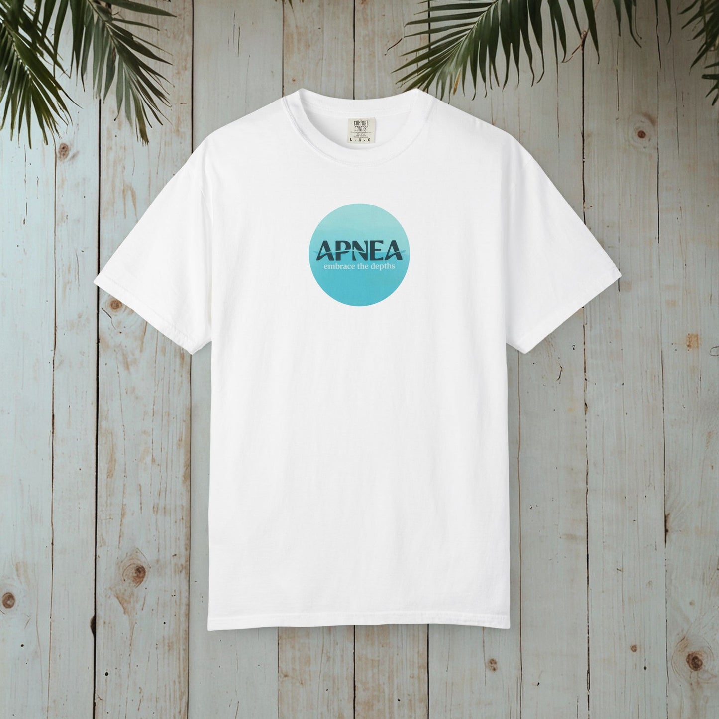 APNEA Embrace the Depths 3 GARMENT-DYED TEE