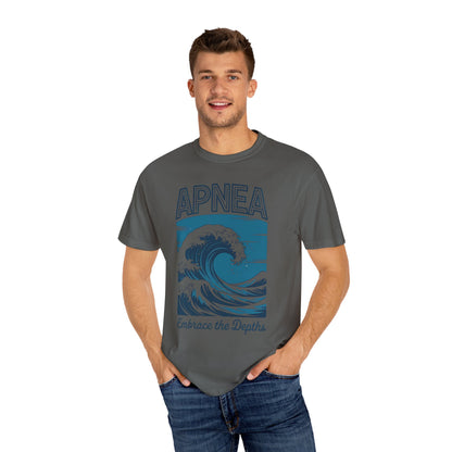 APNEA Embrace the Depths Wave 2 GARMENT-DYED TEE